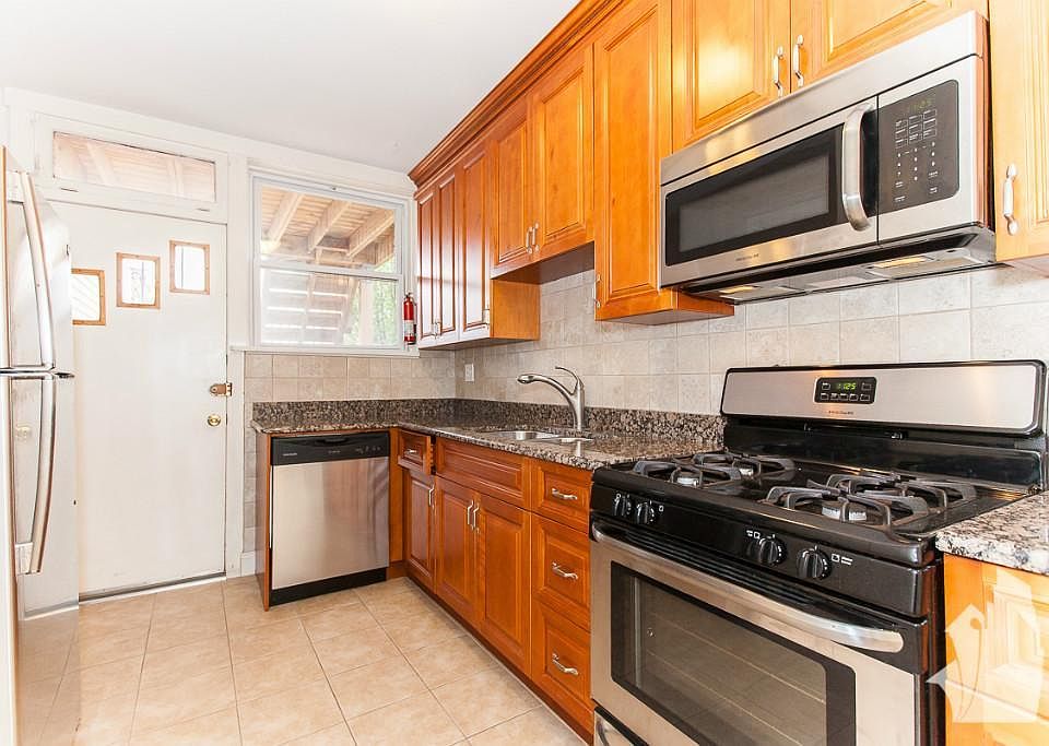 1st image of 3630 N Bosworth Ave APT 2