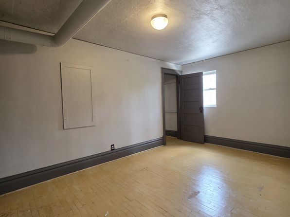 W6895 Main St #2