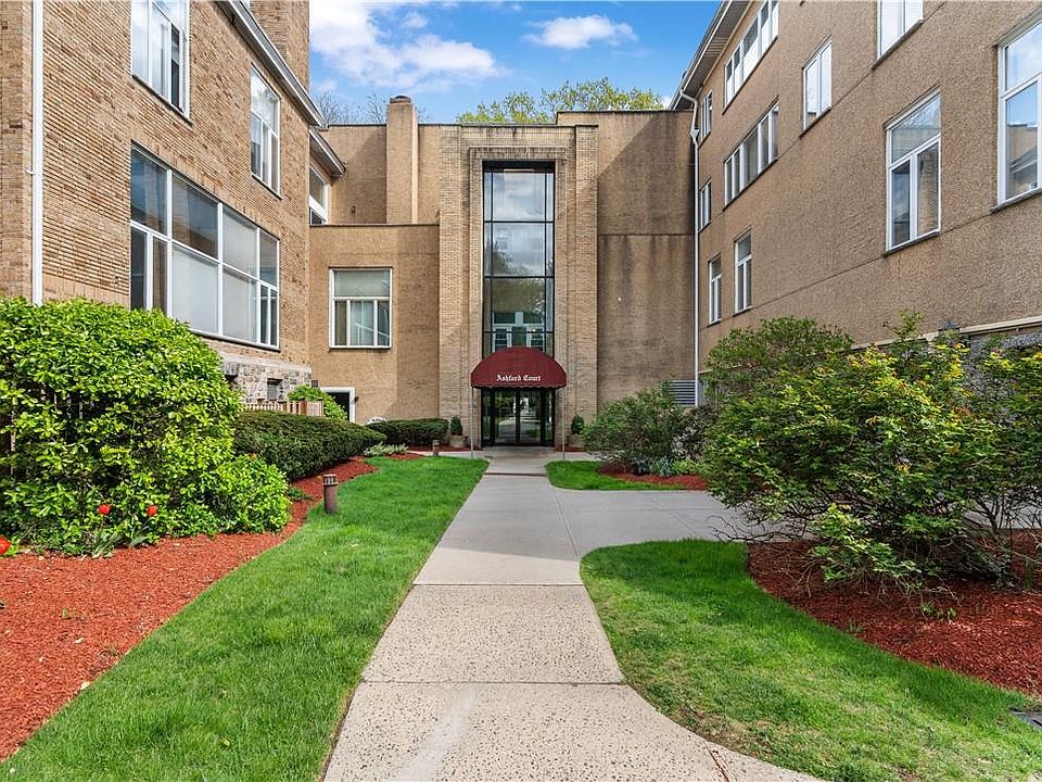 1st image of 520 Ashford Avenue #9