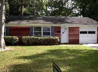 340 Flora Dr, Newport News, VA 23608