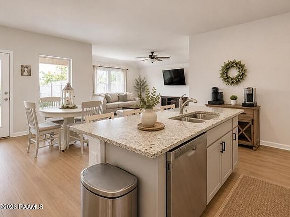 4th image of 132 Abbeywood Ct