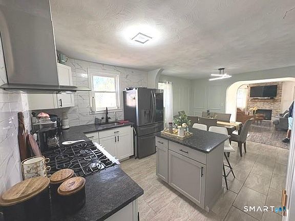3rd image of 243 Pleasant Street