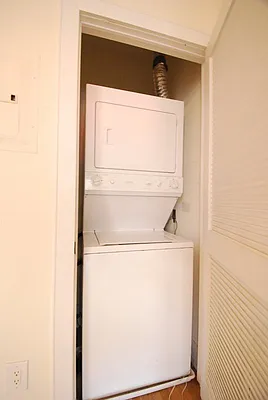 Rented by Bohemia Realty Group | media 4