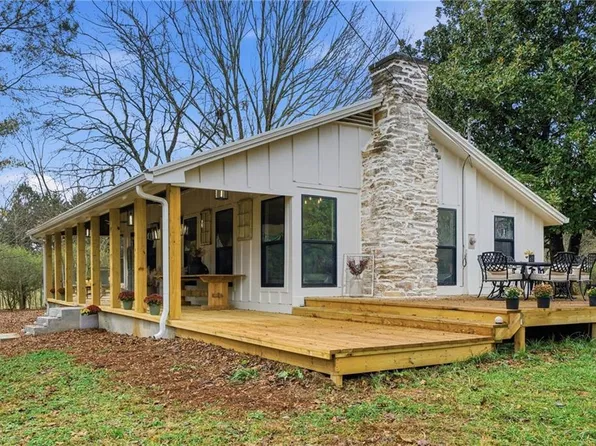 356 Hyde Rd, Jasper, GA 30143