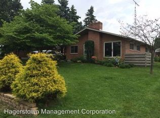 11513 Greenberry Rd, Hagerstown, MD 21740