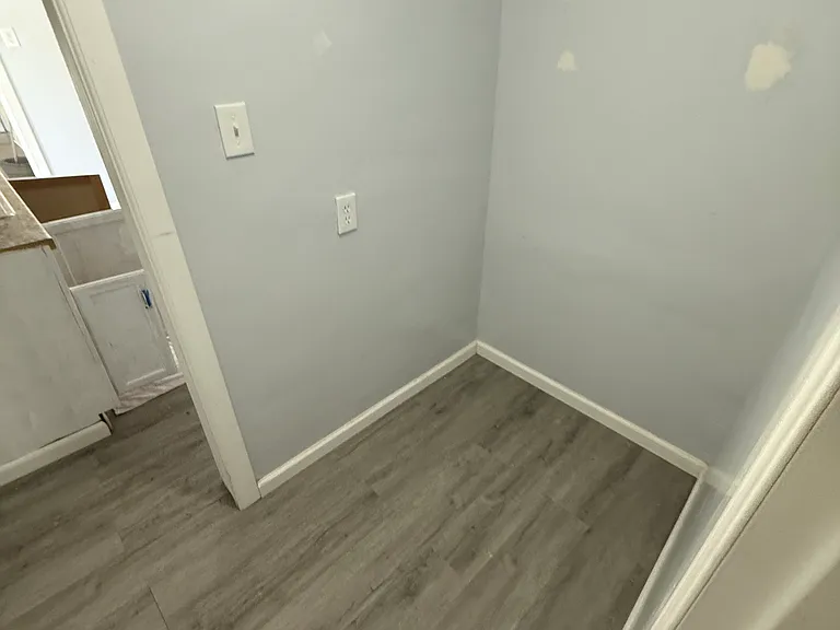 91 Hirschbeck St #3 — Photo 10
