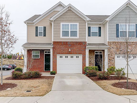 2nd image of 3305 Yarmouth Ln