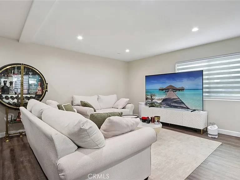 17467 Tuscan Dr — Photo 2
