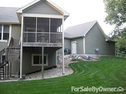 3rd image of 7045 Tramore Ct NE