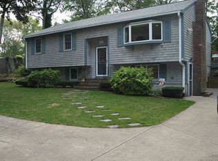 55 Seven Hills Rd, Plymouth, MA 02360