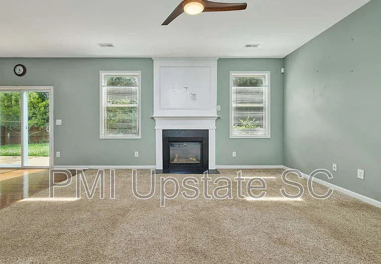 218 Marefair Ln — Photo 5