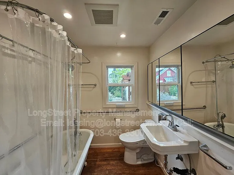 7209 N Amherst St — Photo 27