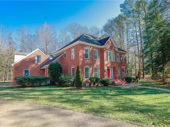 100 N Berwick, Williamsburg, VA 23188