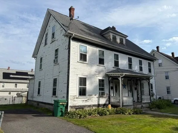 9-11 English Row, South Grafton, MA 01560