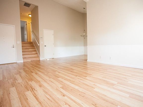 5th image of 1424 Phelps Ave