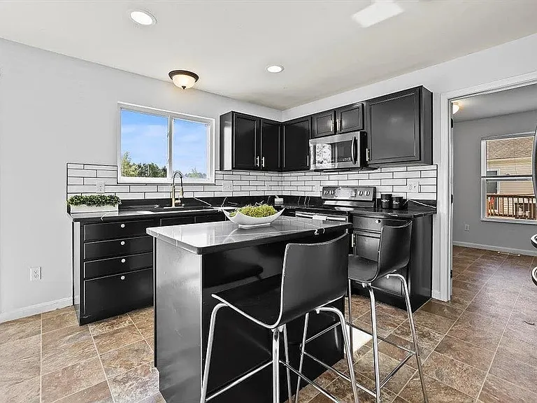 1571 Morrison Farms Dr — Photo 18