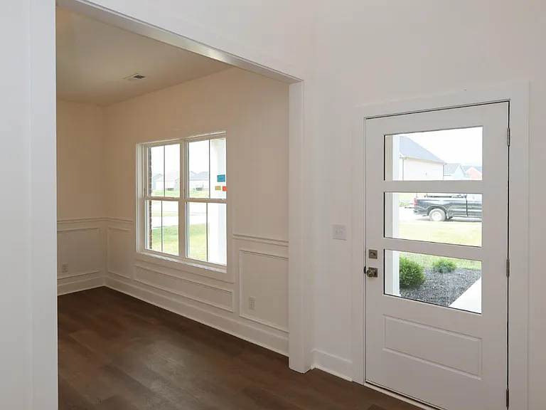 208 Skaggs Blvd — Photo 2