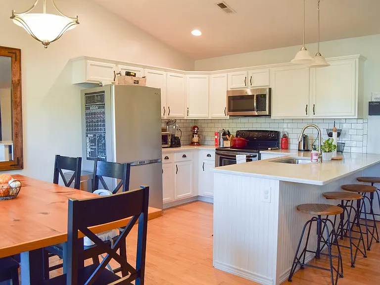 18 Olivine Way — Photo 11