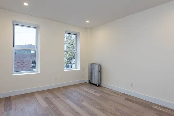 Rented by Nooklyn NYC LLC | media 23