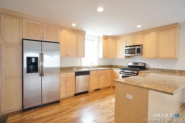 44 Stuart Ave #B1