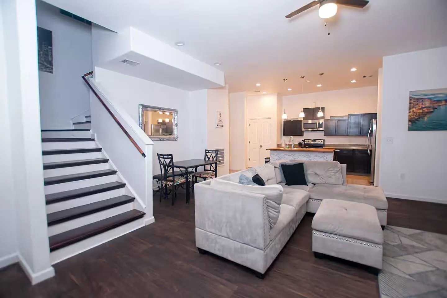 3 bed, 3.5 bath, 1846 sqft, $2,700 — Photo 4