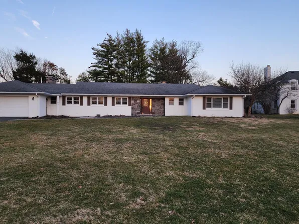 44 Knoll Rd, Anderson, IN 46011