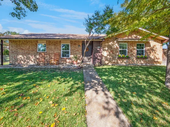1605 San Antonio Ln, Garland, TX 75042