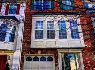 13359 Misty Dawn Dr, Herndon, VA 20171