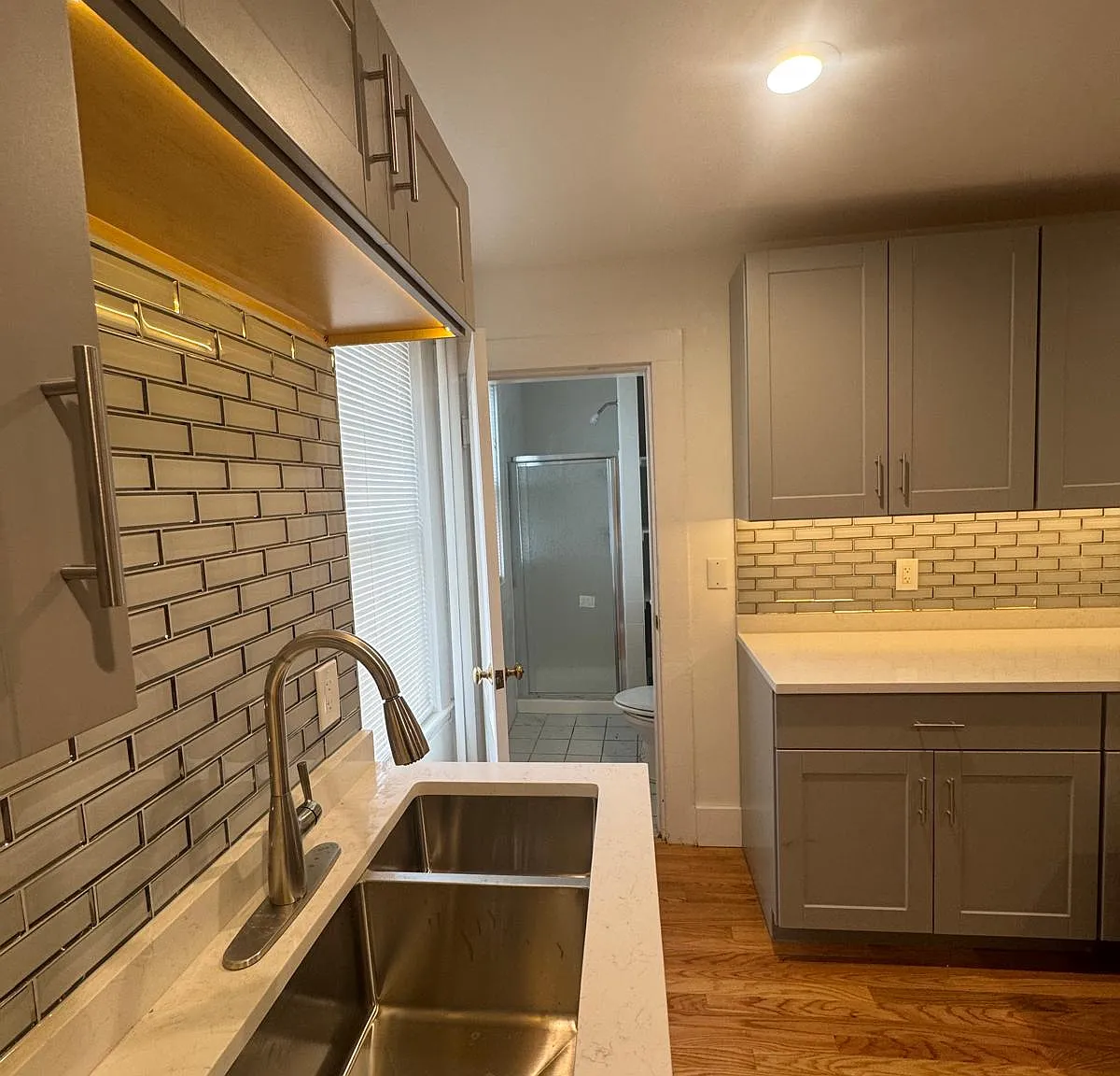4 bed, 1500 sqft, $4,000 — Photo 4