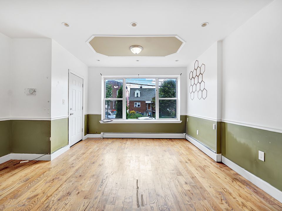 1st image of 2240 Quimby Ave #1