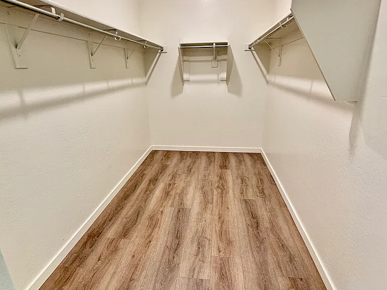10231 W Southgate Ave — Photo 11