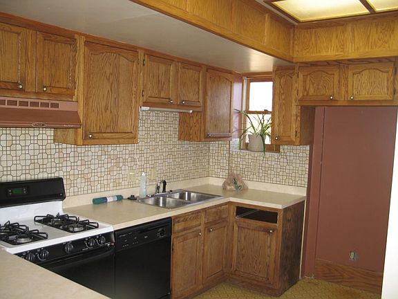 Kitchen (before Refrigerator)