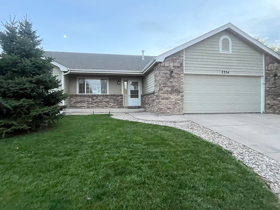 1st image of 2334 W 45th St