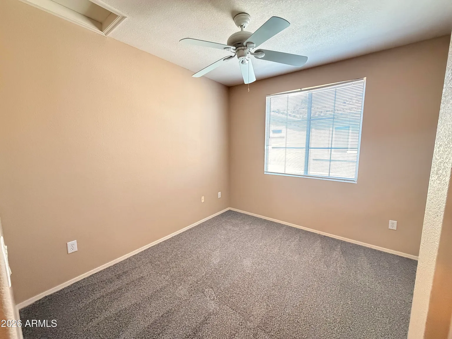 2 bed, 2.5 bath, 1440 sqft, $1,650 — Photo 3