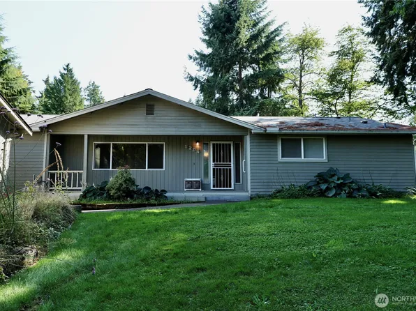 5204 53rd Street W, University Place, WA 98467