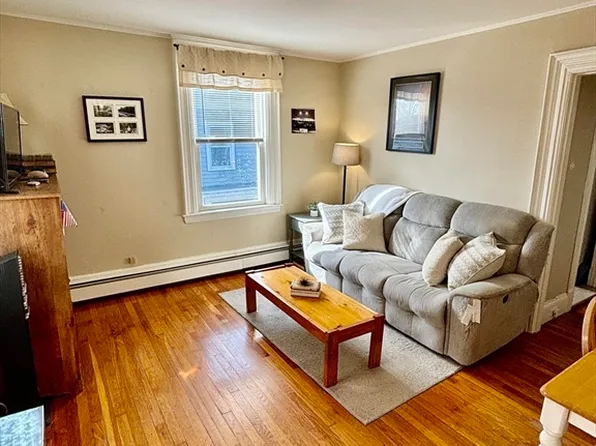 35-35 Tudor St #A, Lynn, MA 01902