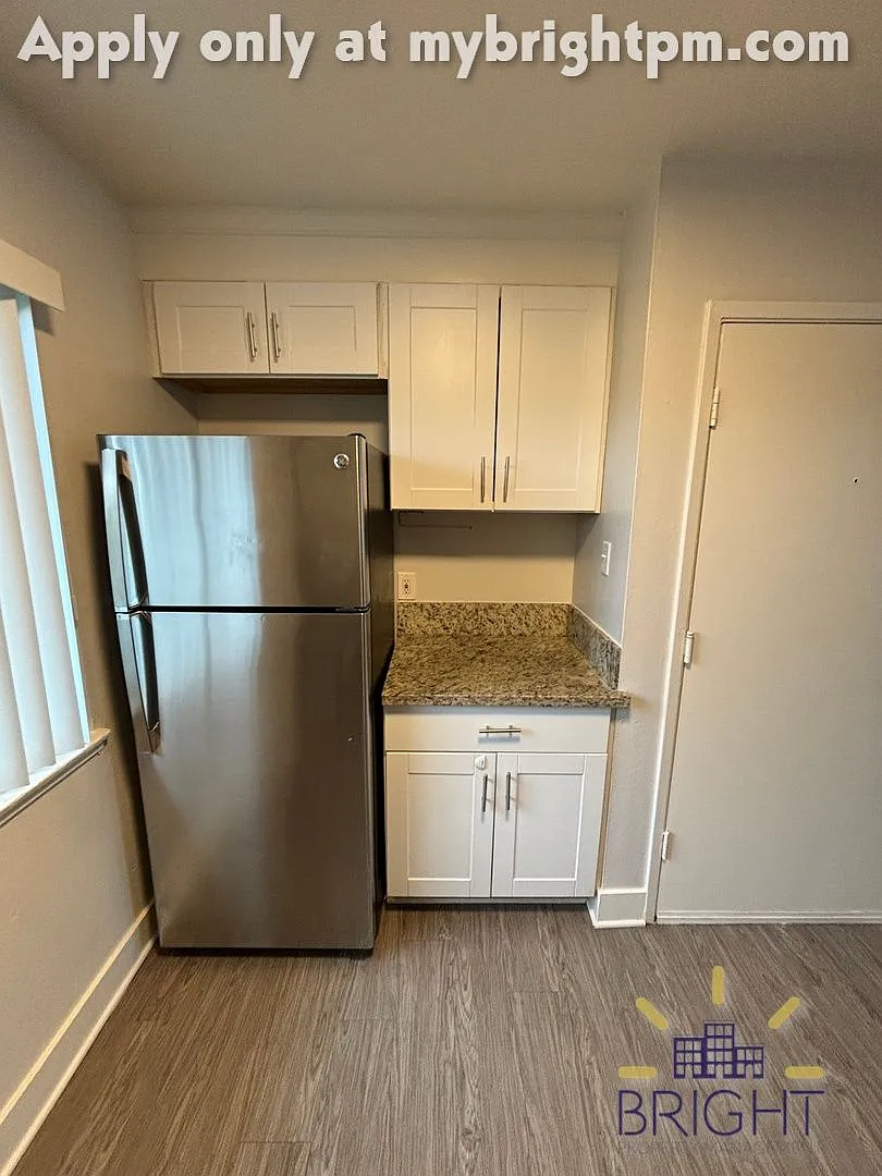Sutter Crossing Apartments — Photo 3