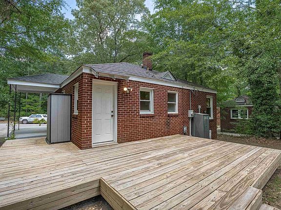5th image of 3844 Wilmot Ave