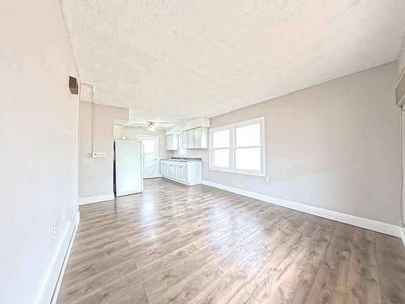 2nd image of 205 Owen St APT 5