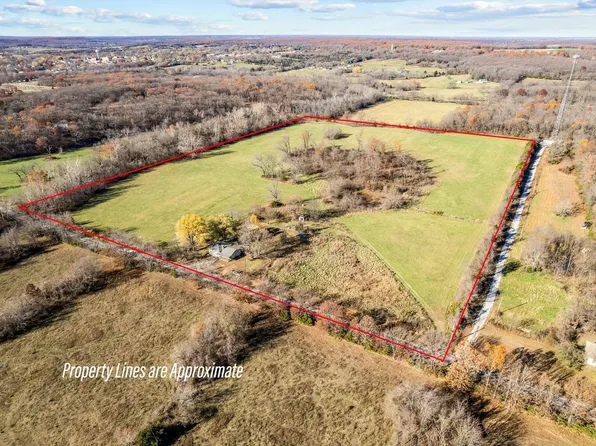 397 E 330th Road, Humansville, MO 65674