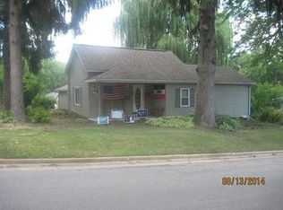 109 S Lincoln Ave, Viroqua, WI 54665