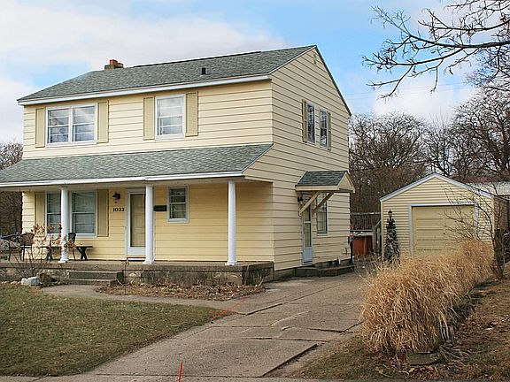 4th image of 1033 Lockridge Dr NE