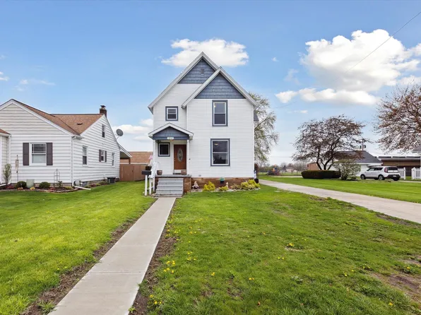 1012 S Wenona Ave, Bay City, MI 48706