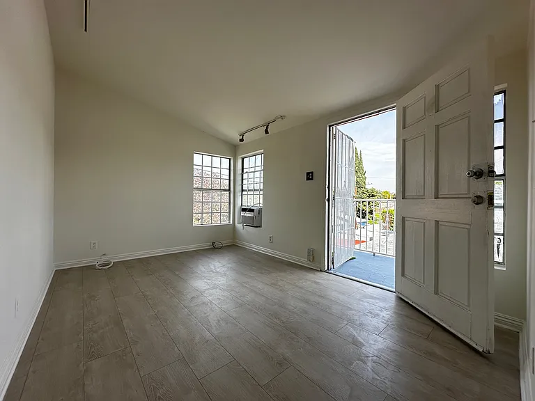 4771 Dozier Ave — Photo 10