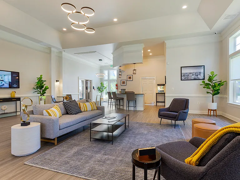 The Apartments at Cambridge Court — Photo 29