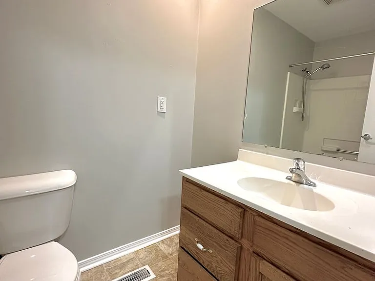 130 Timberwood Ln — Photo 15