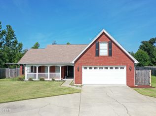 1803 Pond Ln, Lynn Haven, FL 32444
