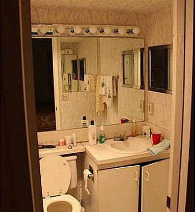 5th image of 1029 Swansea B #1029
