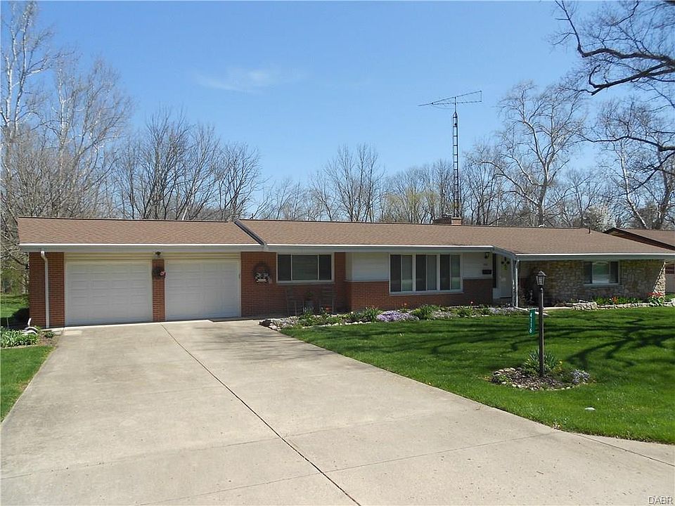 1st image of 4116 Woodedge Dr