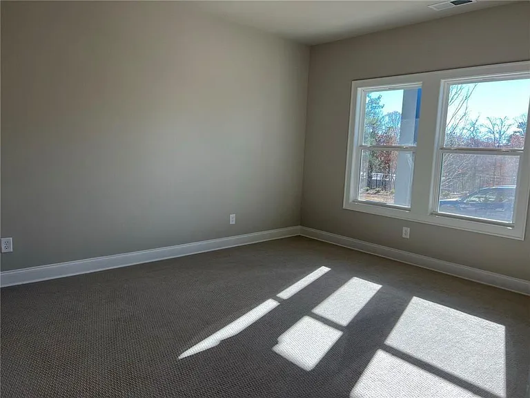 431 Lincoln St — Photo 10